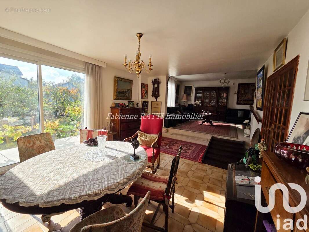 Photo 5 - Maison à HOUILLES