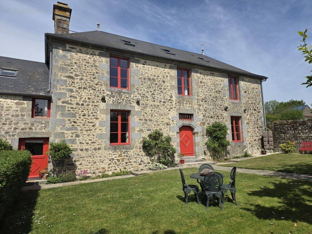 Maison à SEES