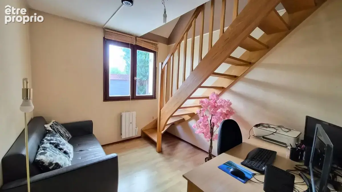 T7 de 137.5 m², vie de plain pied, terrain 735 m², garage - photo 13