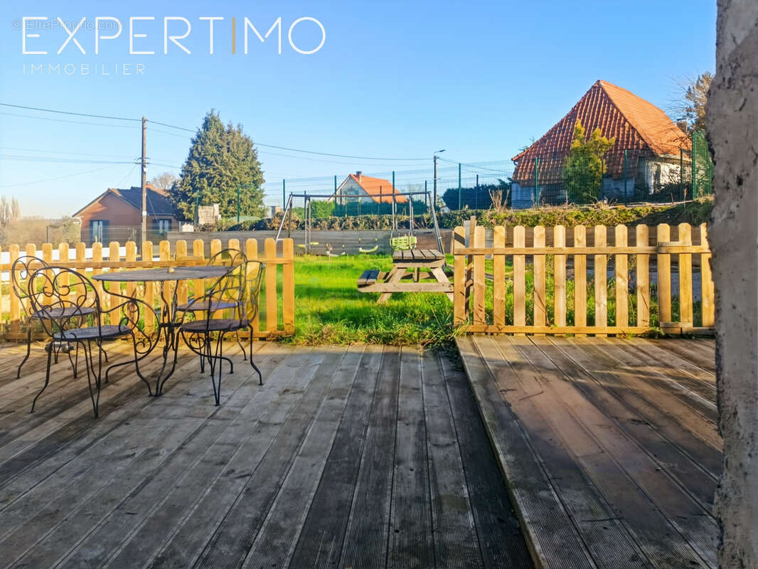 Sous compromis : Maison avec studio : Principale, secondaire ou gîte ? - photo 4