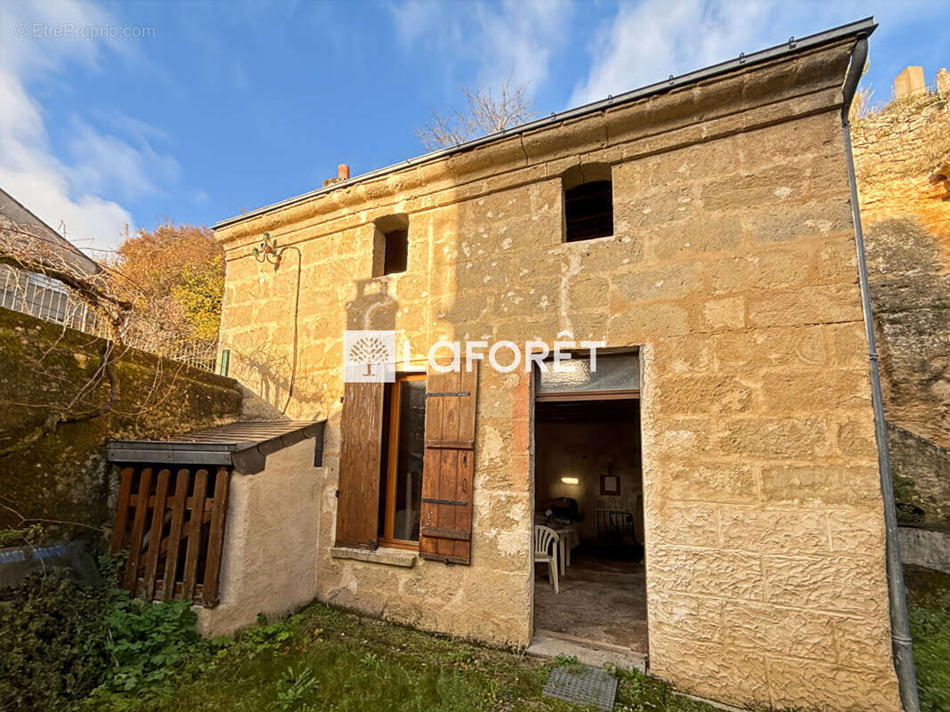 Maison à DOUE-LA-FONTAINE