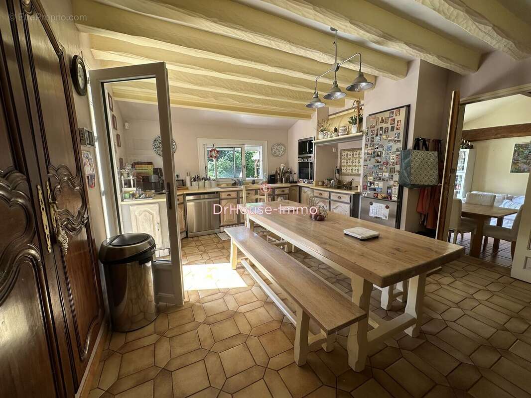 Maison à GILLES