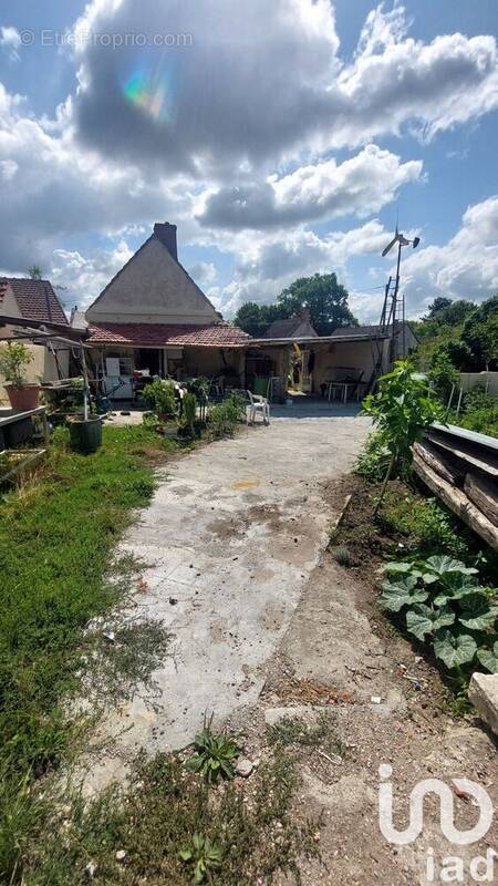 Photo 1 - Maison à VIERZON