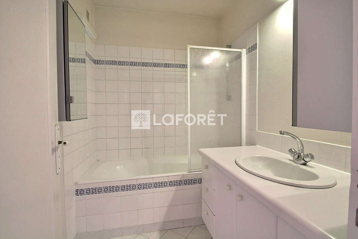 Appartement à NANTERRE
