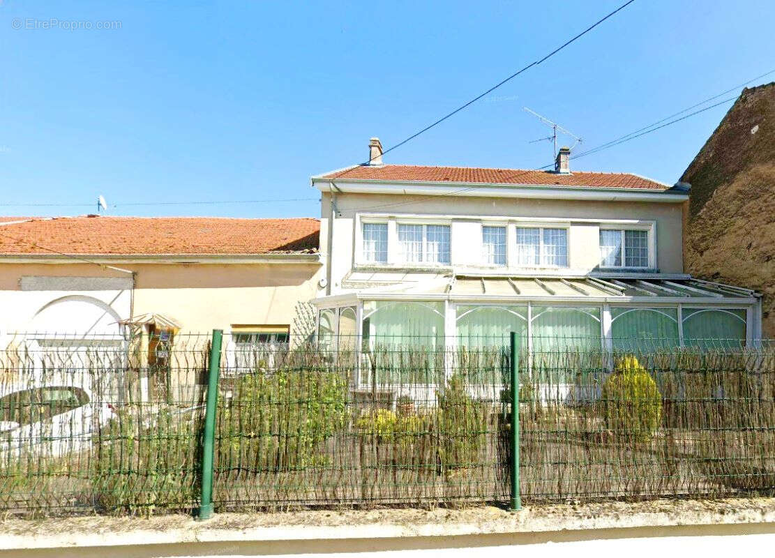 Maison à BAGNEUX