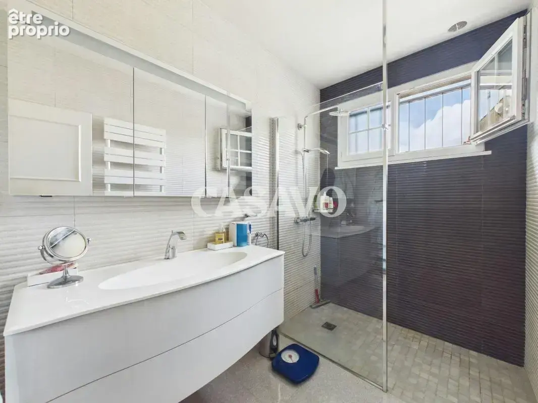 Vente Maison 7 pièces de 136m² - 95100 Argenteuil - photo 7