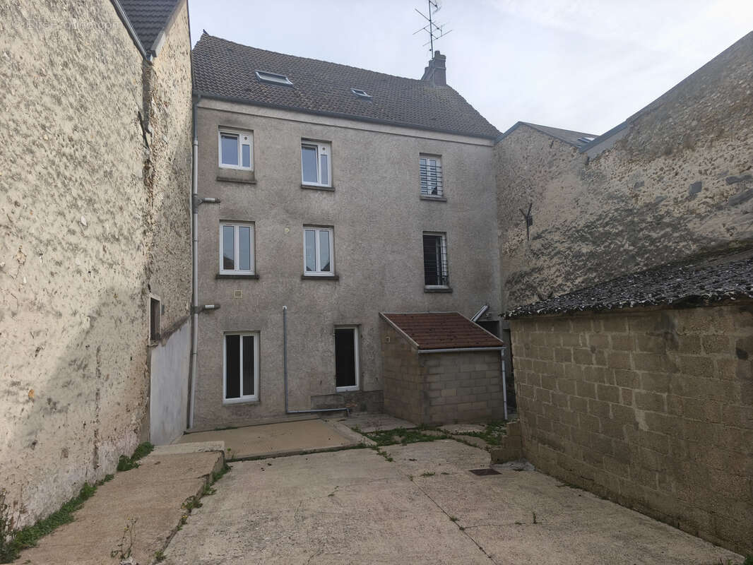 Appartement à SAINT-ARNOULT-EN-YVELINES