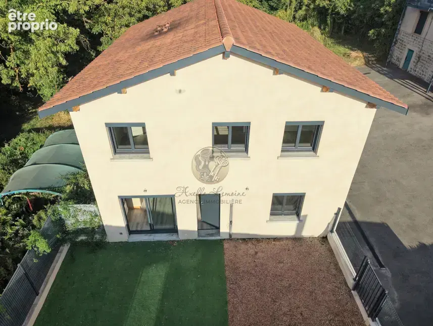 THURINS   Maison construite en 2023 avec cour de 60 m2, 2 stationnements. - photo 12
