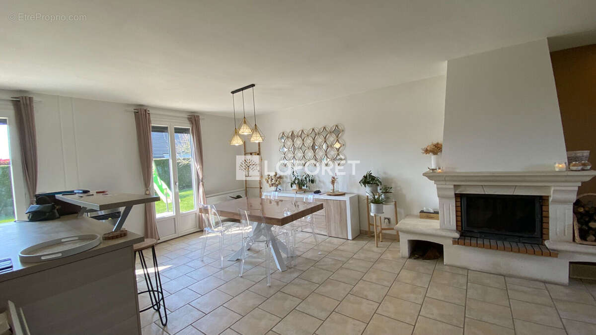 Maison à QUINCAMPOIX