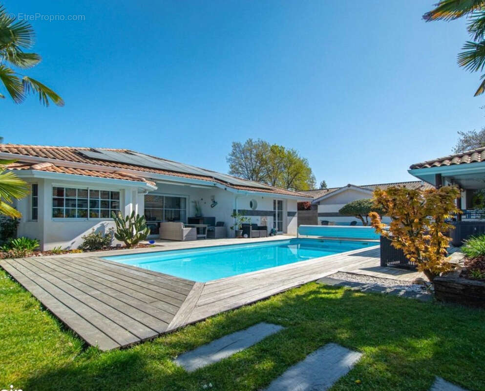 Maison à GUJAN-MESTRAS
