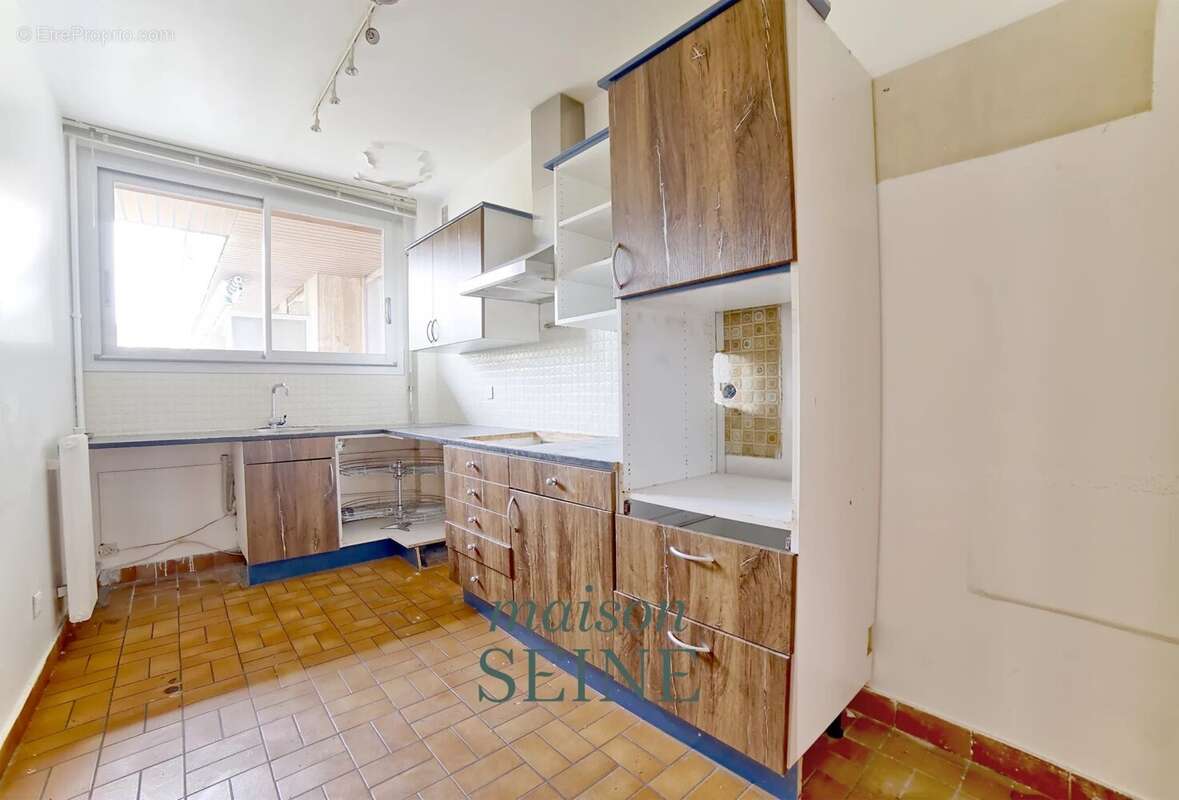 Appartement à NEUILLY-SUR-SEINE