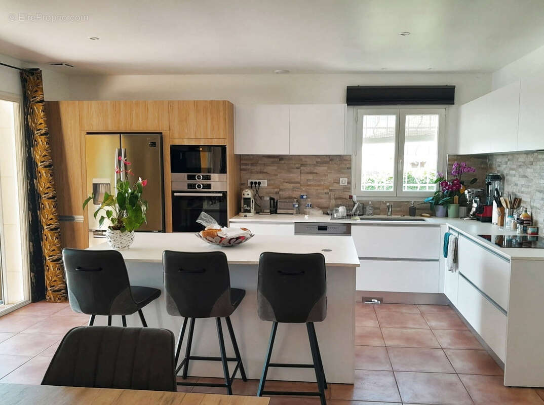Proche sommieres vue dominante exceptionnelle villa 130 m2, 3500 m2, garage - photo 3