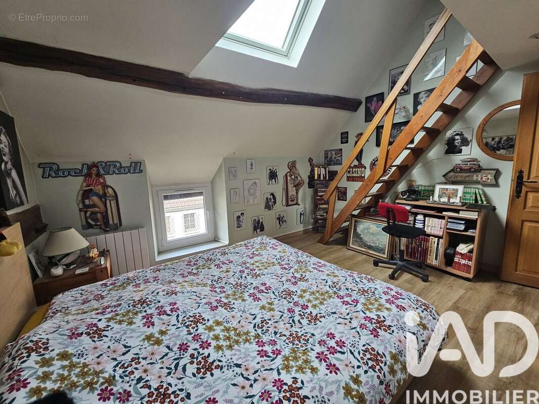 Photo 9 - Maison à QUINCY-VOISINS