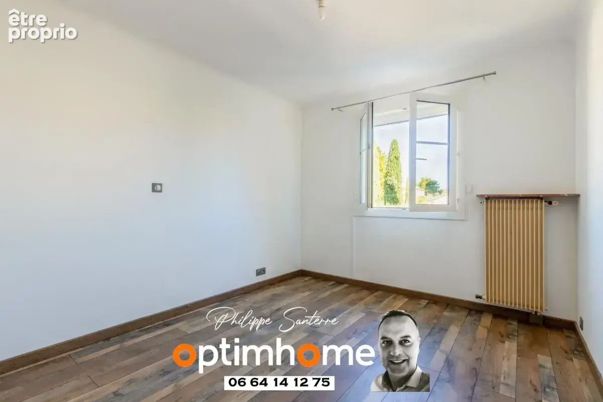 MARGUERITTES – Maison familiale 170 m² avec deux niveaux indépendants, grand jardin et forage - photo 12
