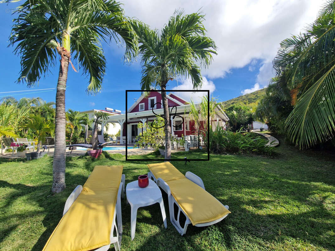 Maison à LA TRINITE