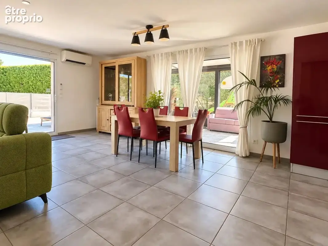 Maison plain pied T4 121 m2 - garage piscine - photo 9