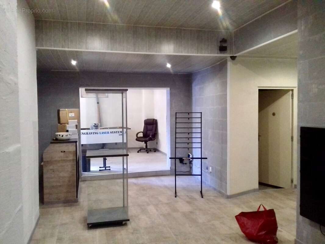 Commerce à HIRSINGUE