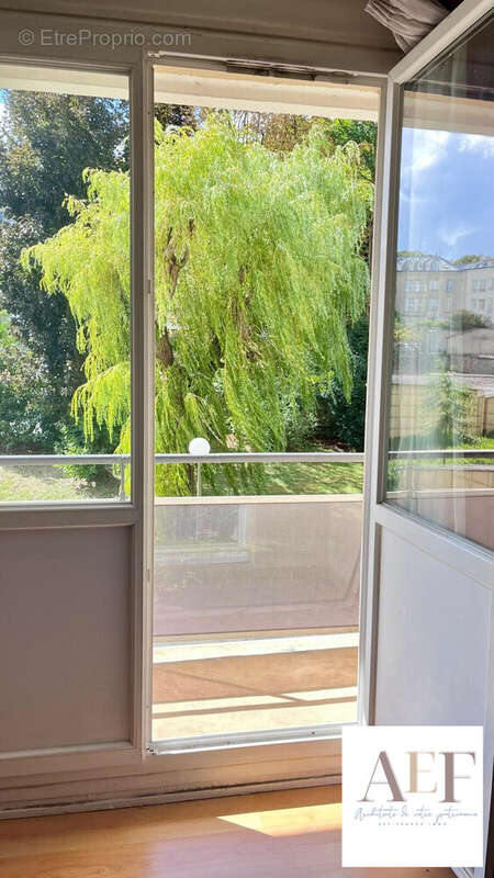 Appartement à SAINT-MAUR-DES-FOSSES