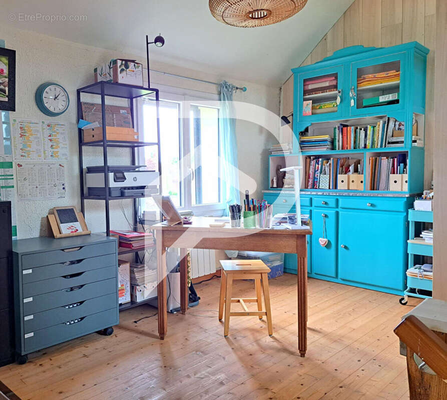 Maison à MILLY-SUR-THERAIN