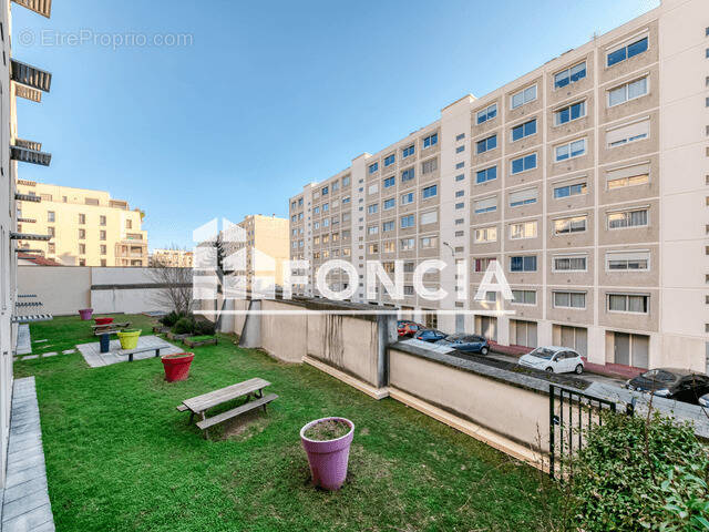 Appartement à LYON-7E