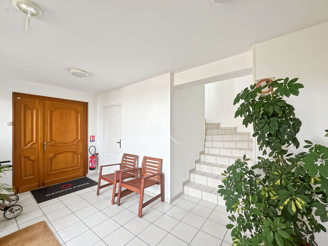 Appartement à MOISSY-CRAMAYEL