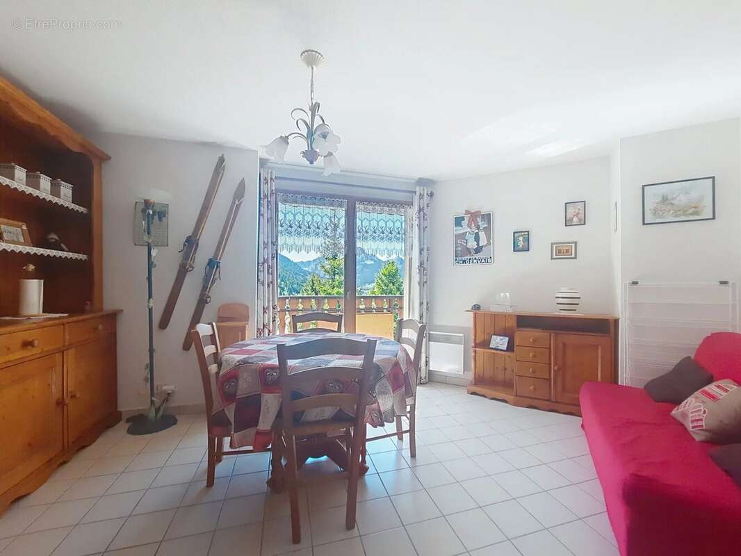 Appartement à CHATEL