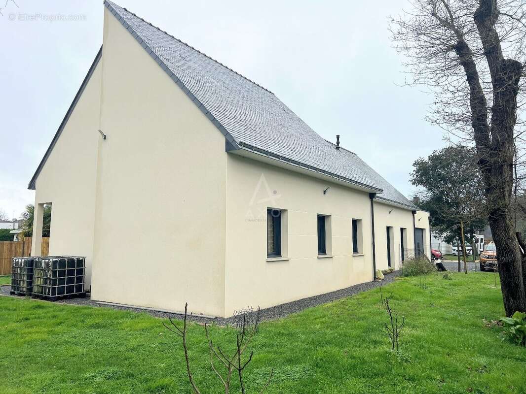 Maison à LA TURBALLE