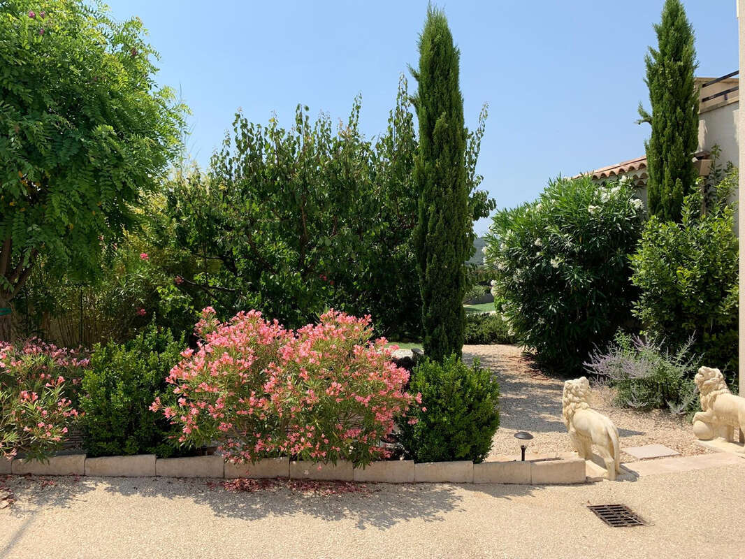 Maison à SAINT-MAXIMIN