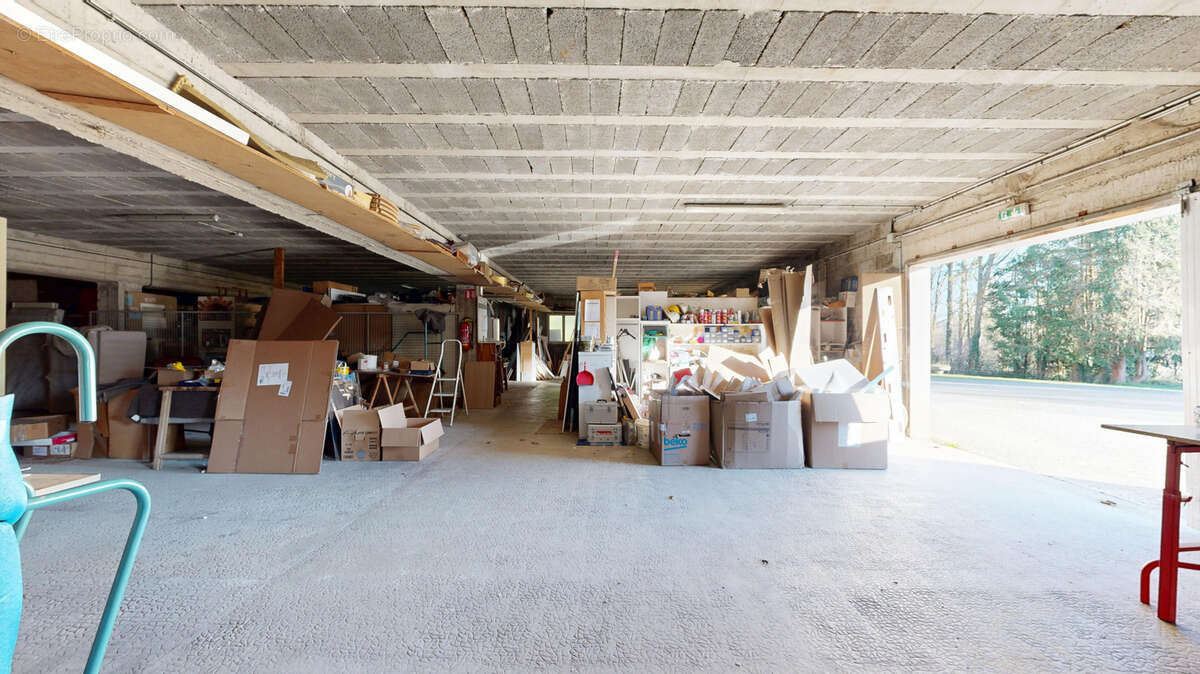 Commerce à SAINT-JAMES