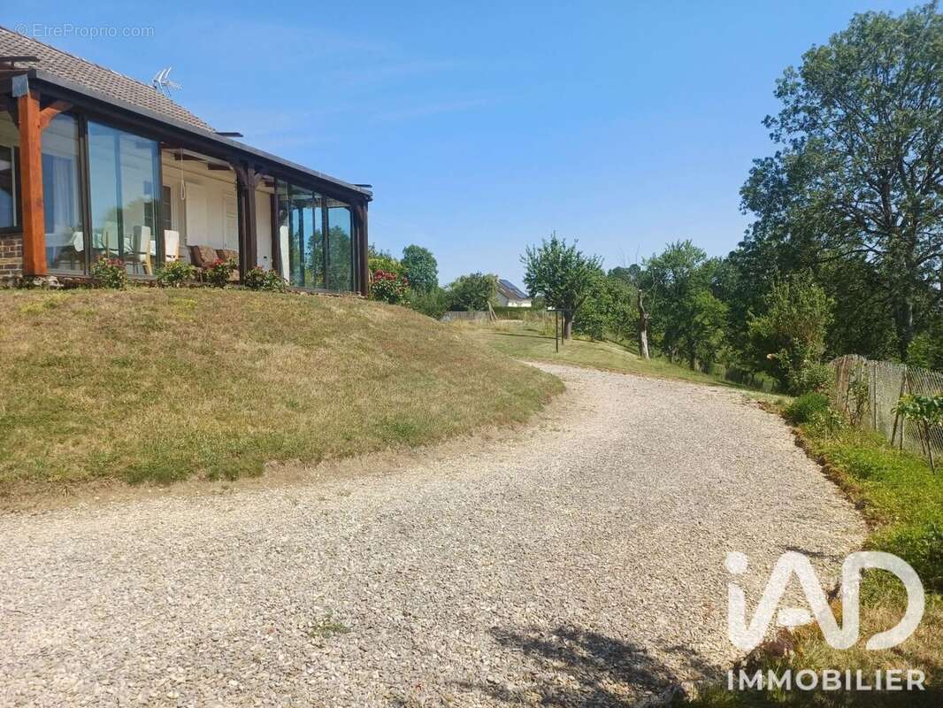 Maison 70 m² à Clerey  - photo 4