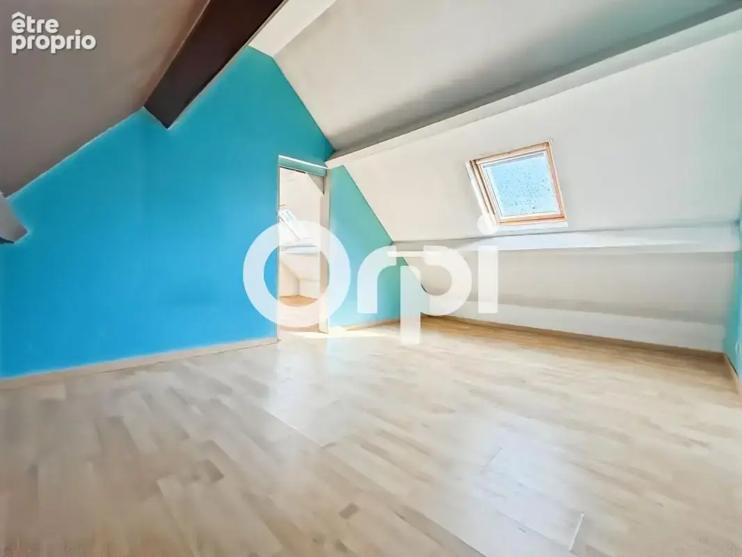 Appartement de type 4 en duplex au cœur de Bourbourg (59630) - photo 8