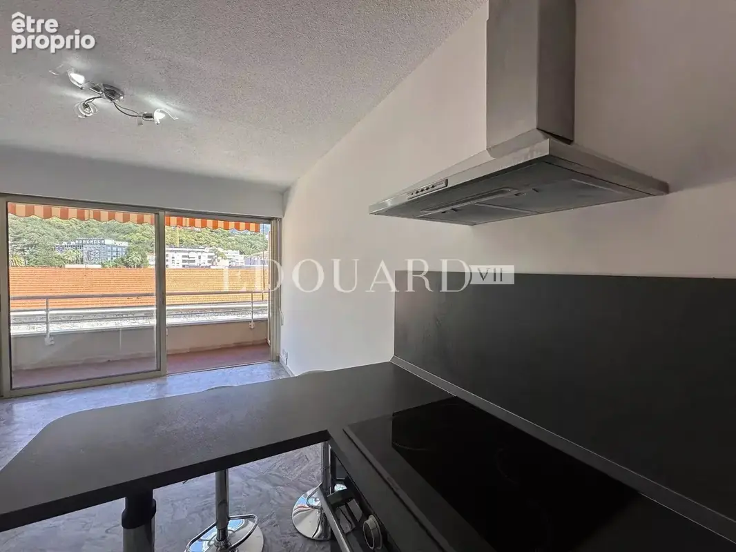 En exclusivité deux pièces avec terrasse et possibilité garage, à quelques pas de la plage du Solenzara - photo 6