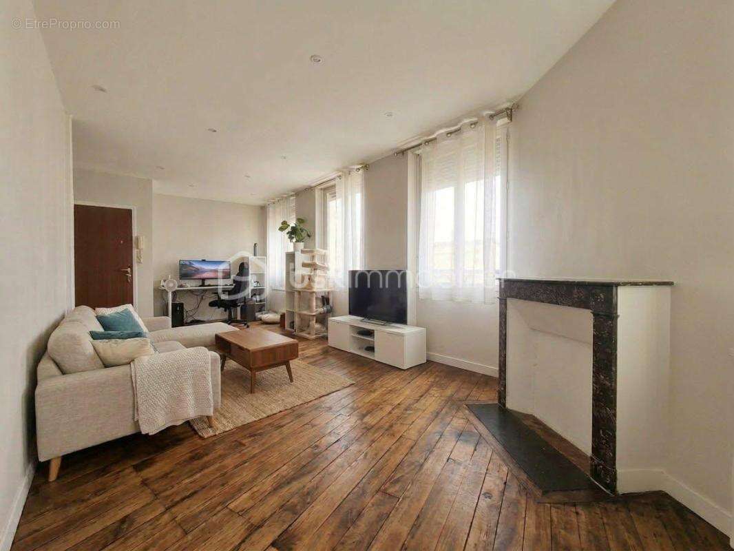 Appartement à MONTMIRAIL