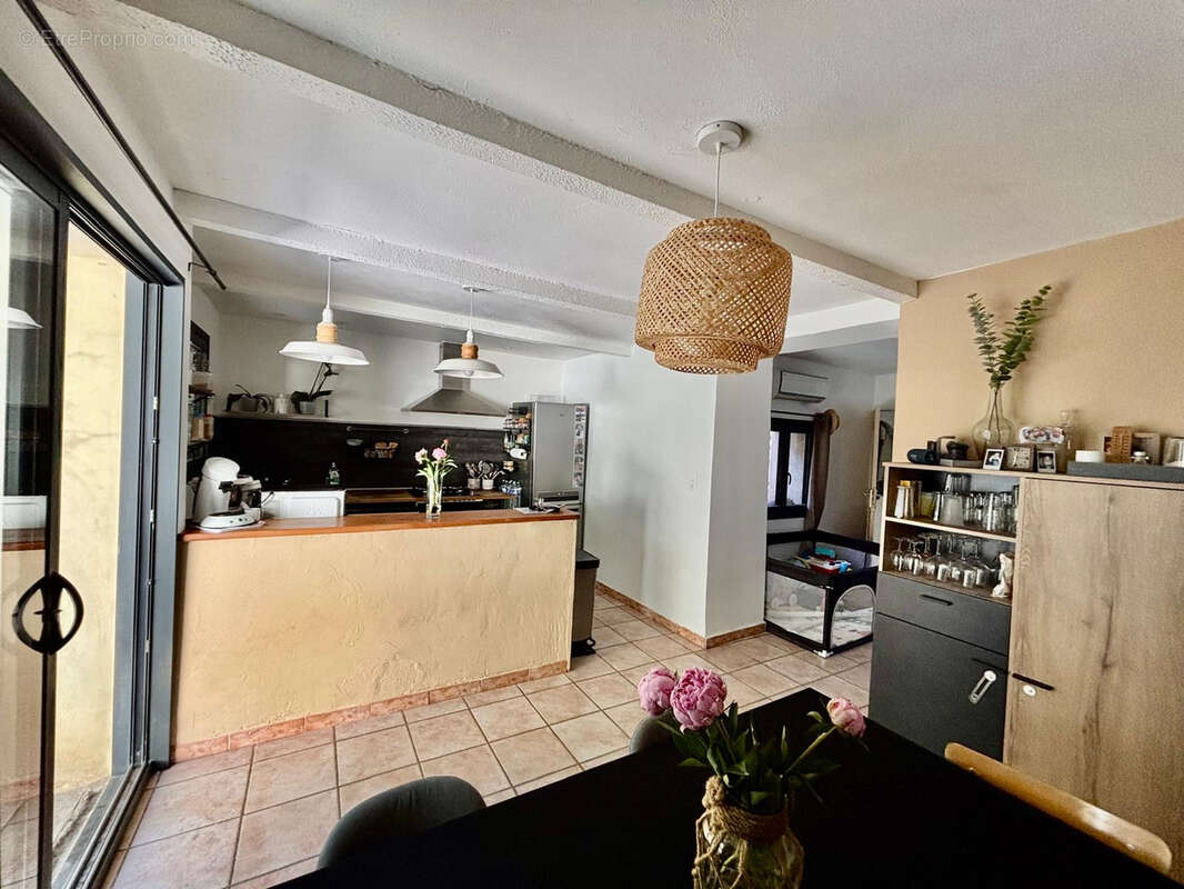 Maison à CHANTEMERLE-LES-GRIGNAN