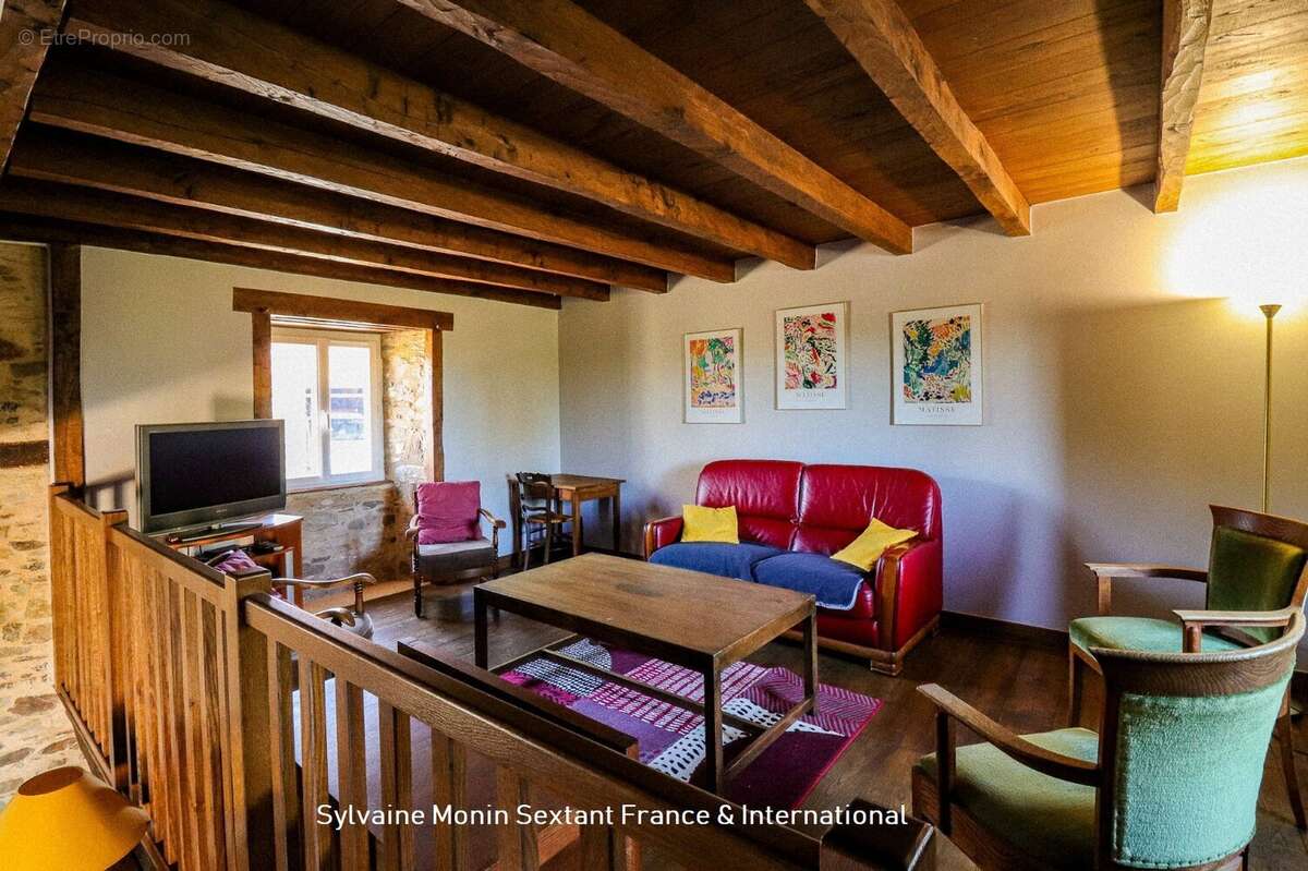 Maison à SAINT-MESMIN