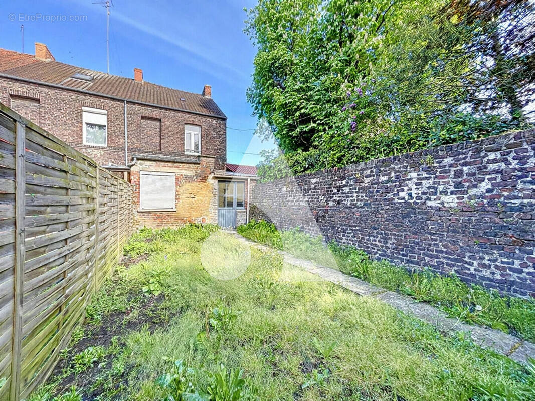 Maison à FRESNES-SUR-ESCAUT
