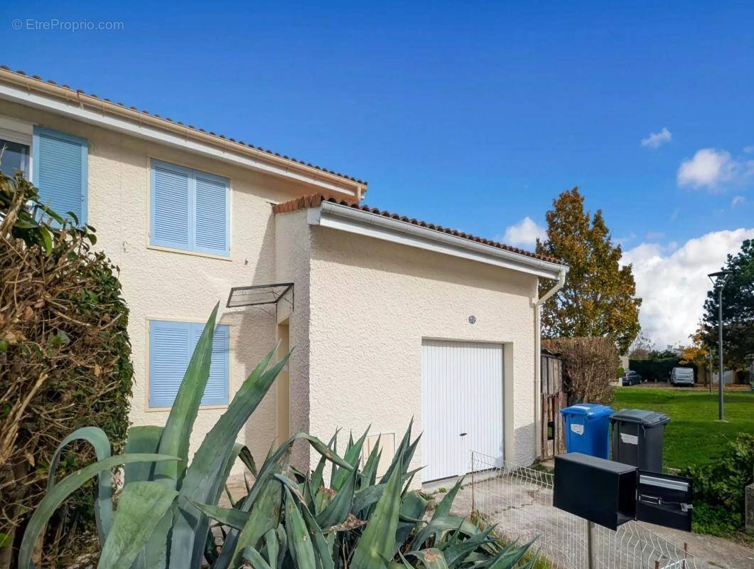 Maison à FENOUILLET