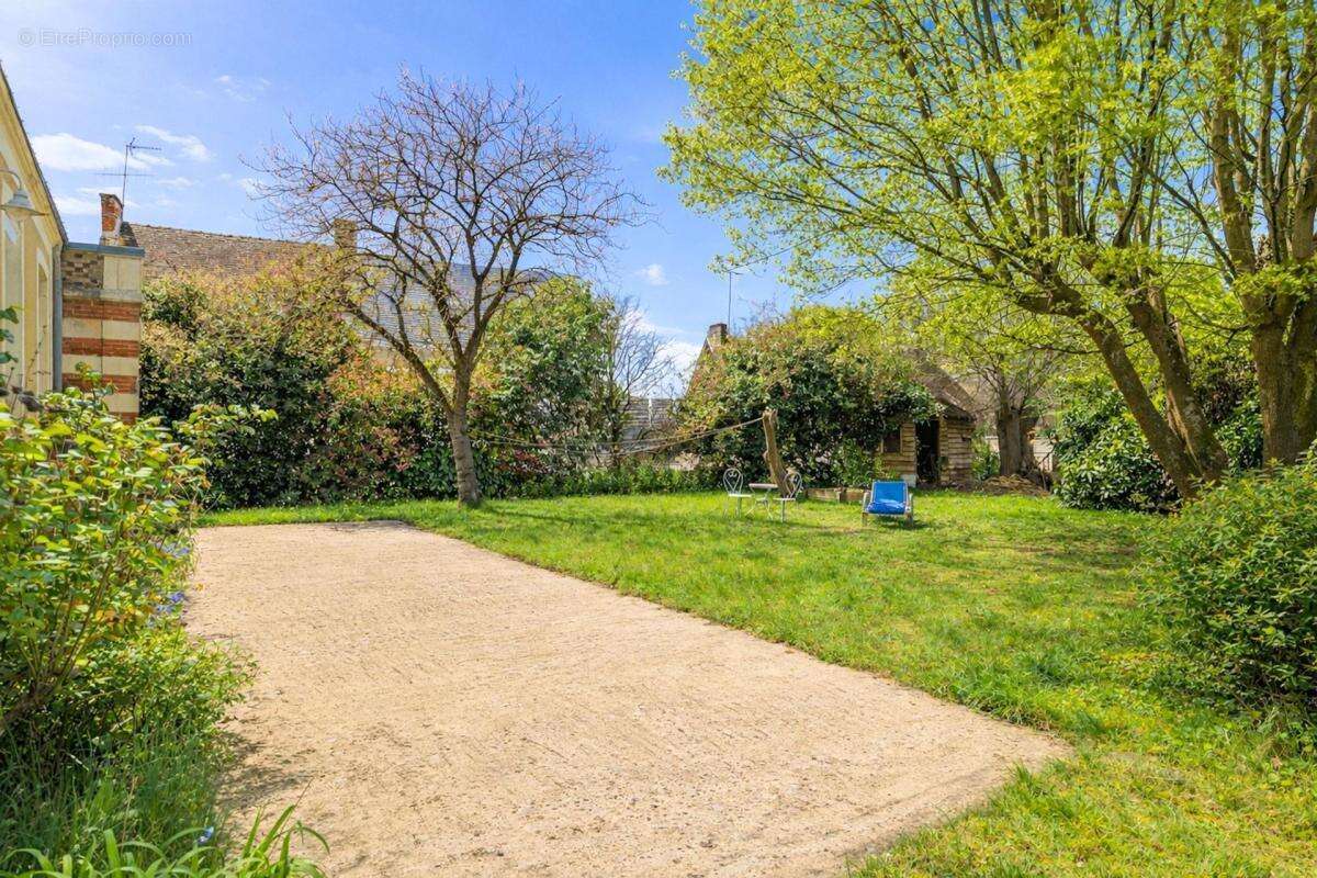 Maison à BEAUMONT-SUR-SARTHE