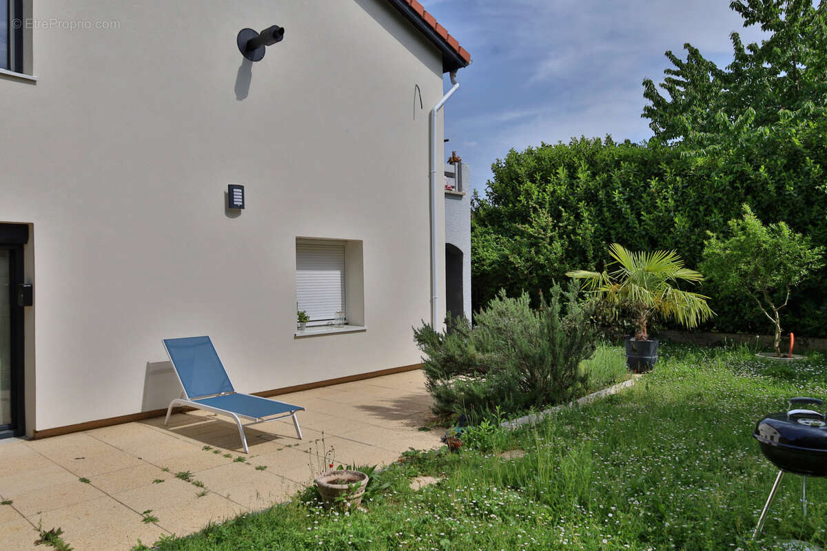Maison à SAINT-MAURICE-DE-BEYNOST