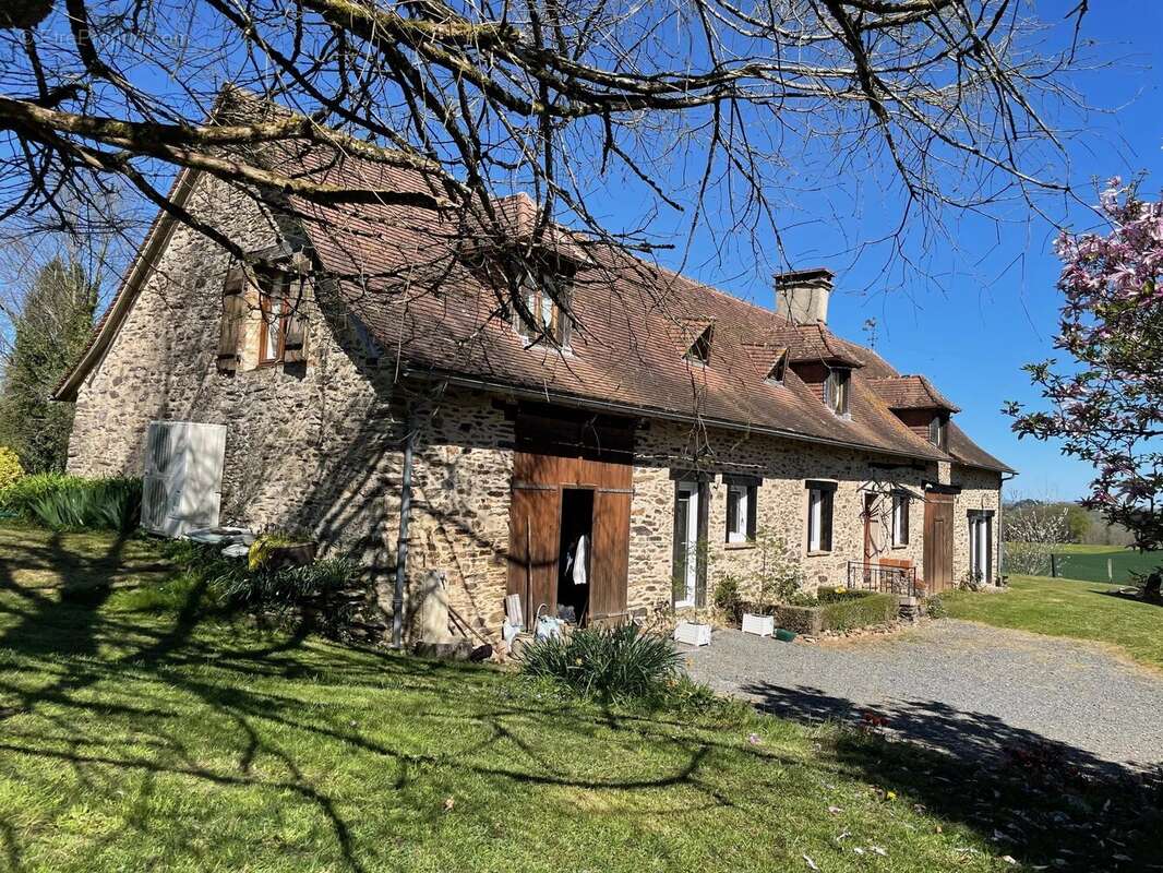 Maison à PAYZAC