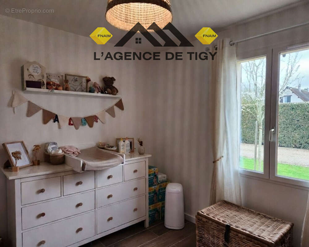 Maison à NEUVY-EN-SULLIAS