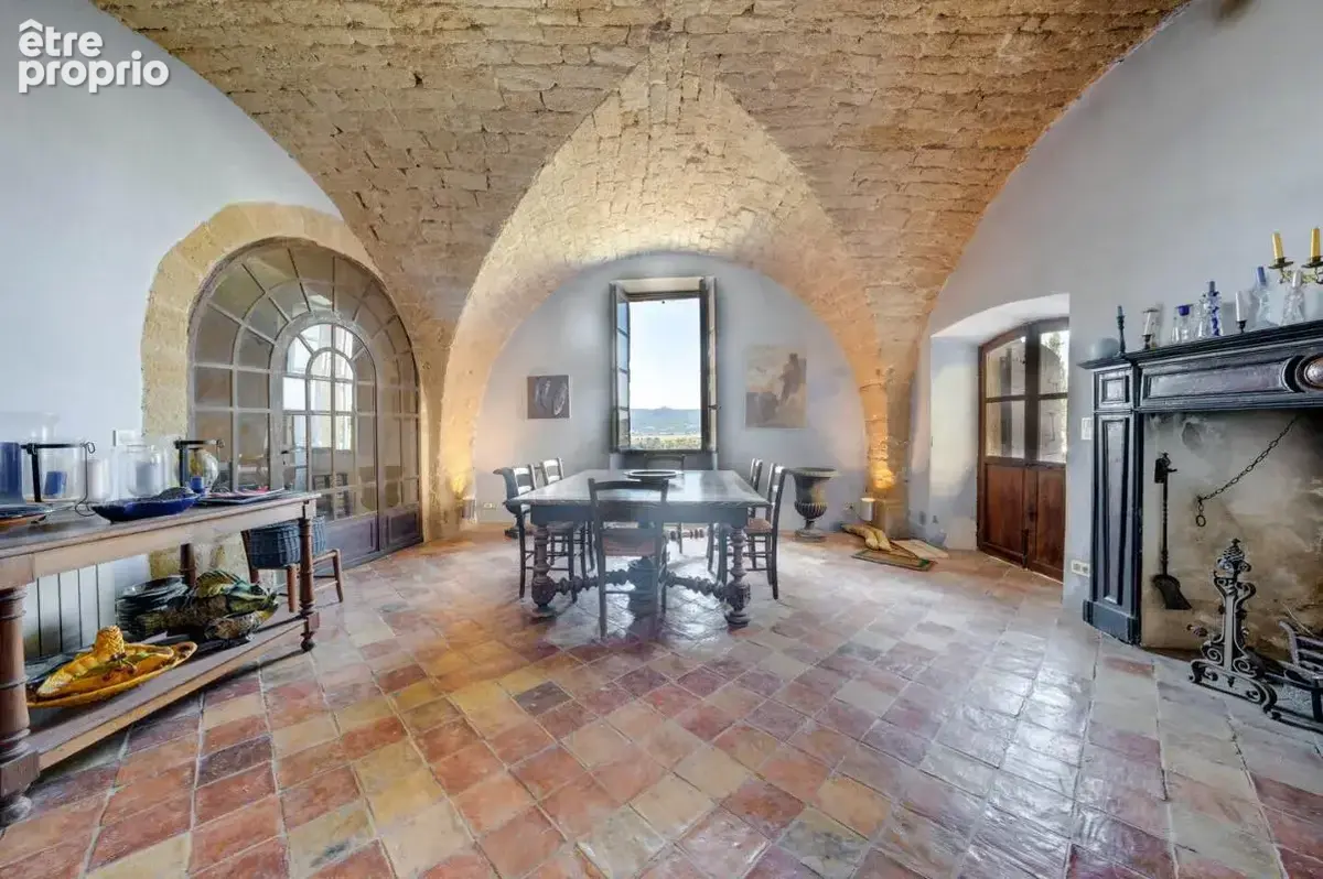 Exceptionnelle Demeure Seigneuriale au Cœur de Lauris - Luberon - photo 2