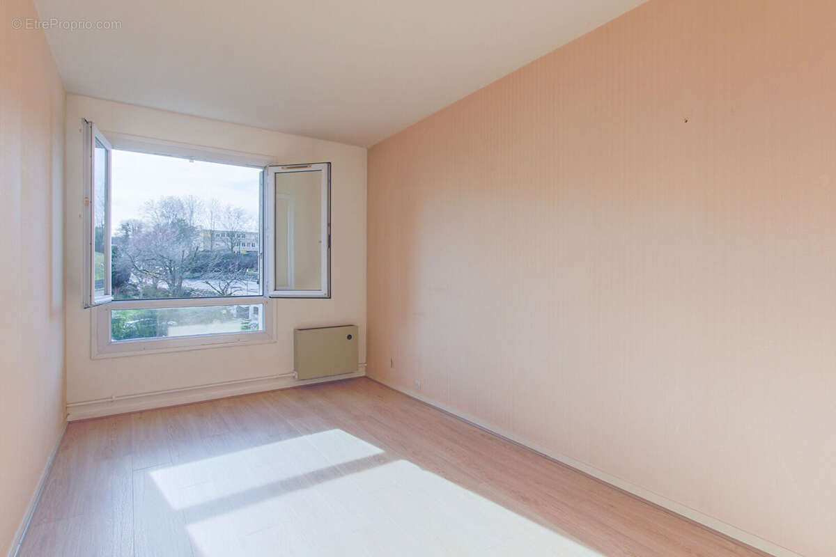 Appartement à BEYNES
