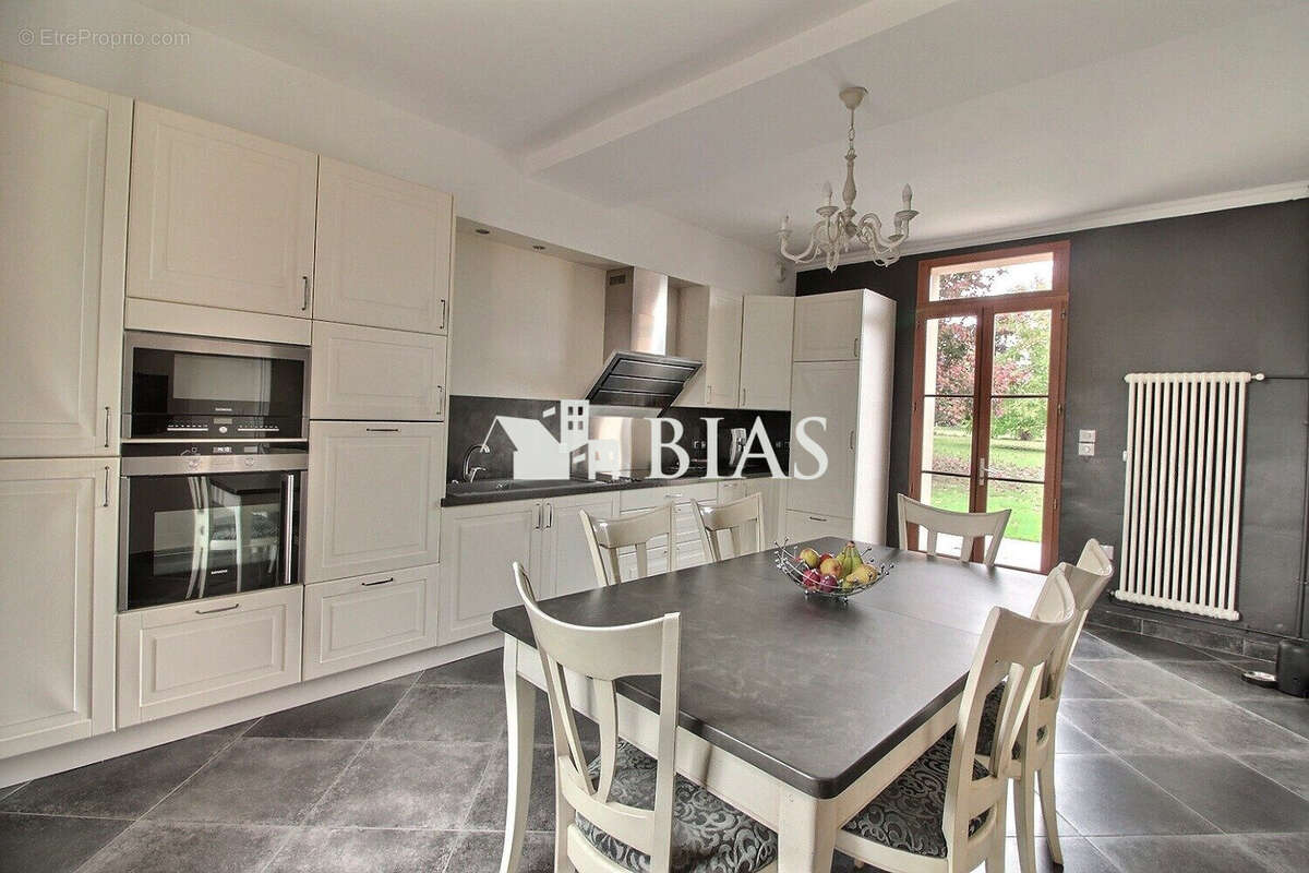 Maison à LE GROS-THEIL