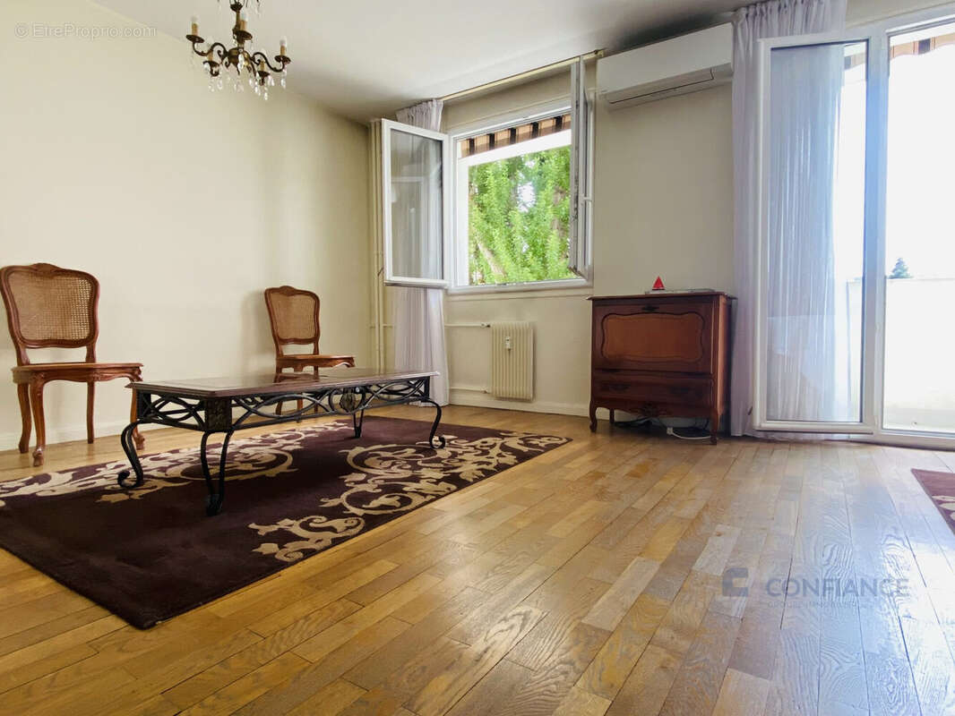 Appartement à VILLEURBANNE