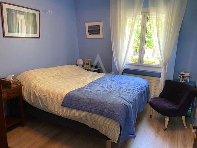 Maison à SAINT-MAUR-DES-FOSSES