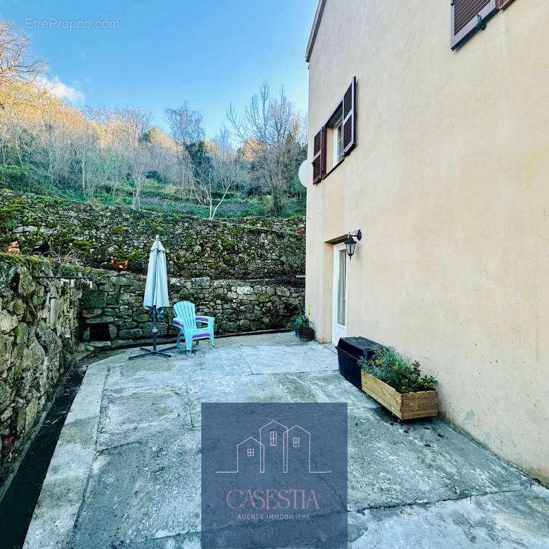 Appartement avec 200m² de jardin  - photo 10