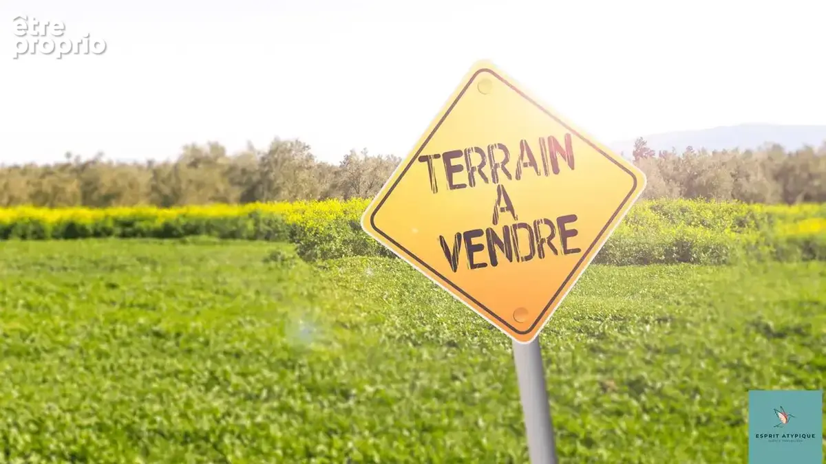 Terrain à GUITRES