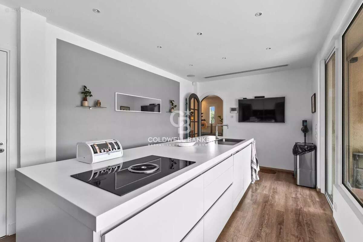 Maison à MOUGINS