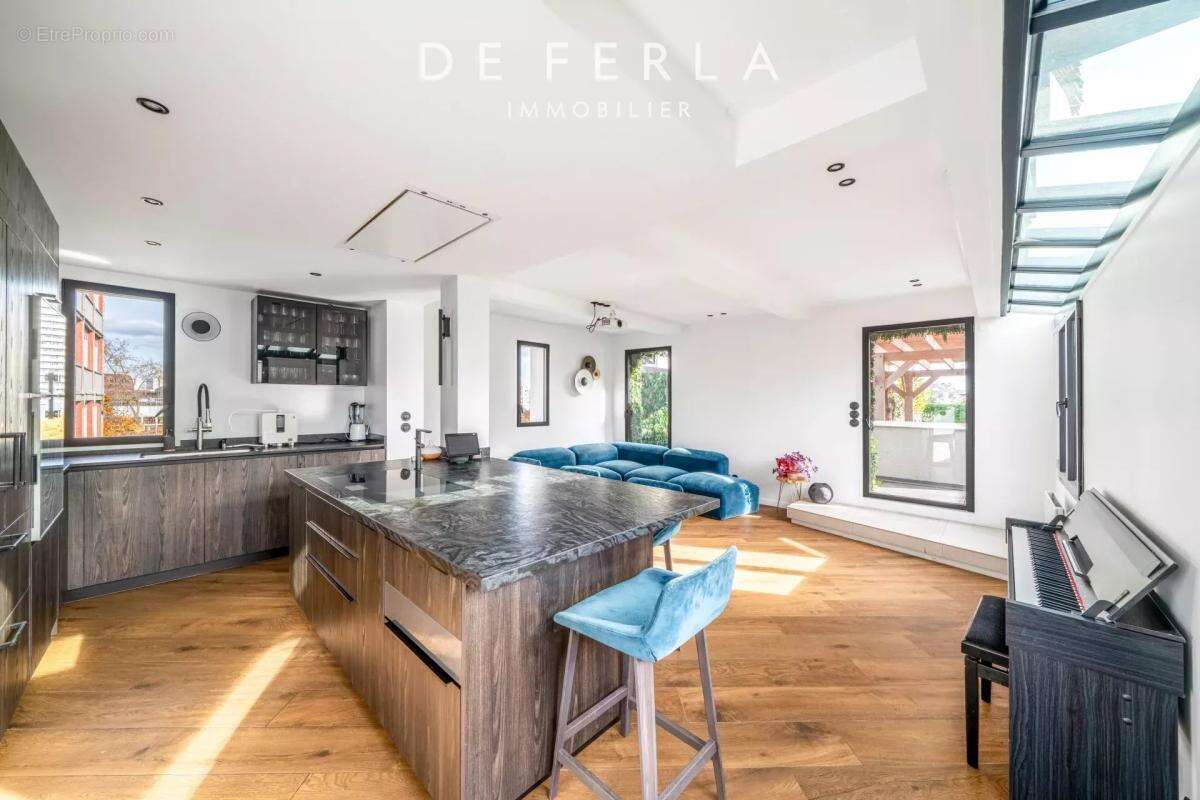 Appartement à PARIS-19E